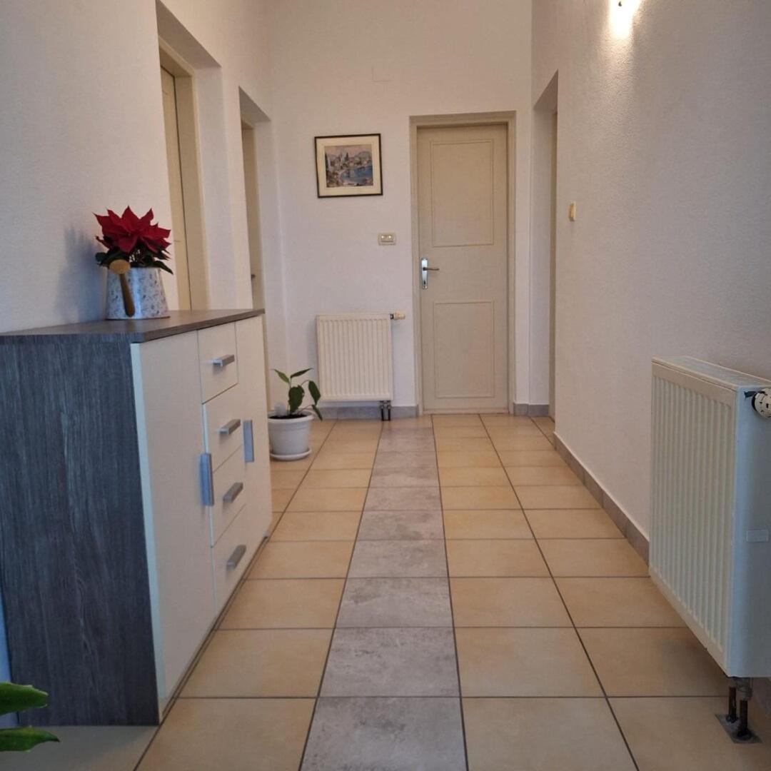 Apartment Damir Tucepi Ngoại thất bức ảnh